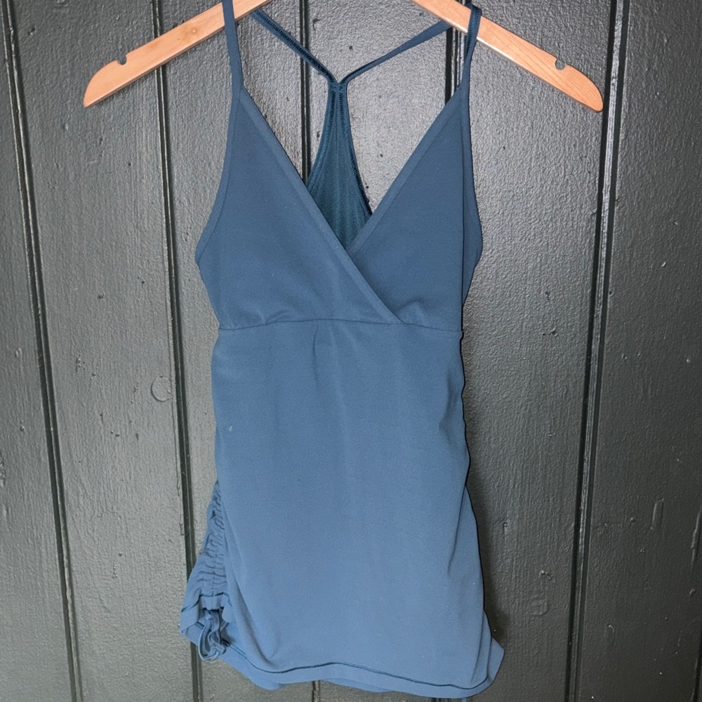 Lululemon bra top